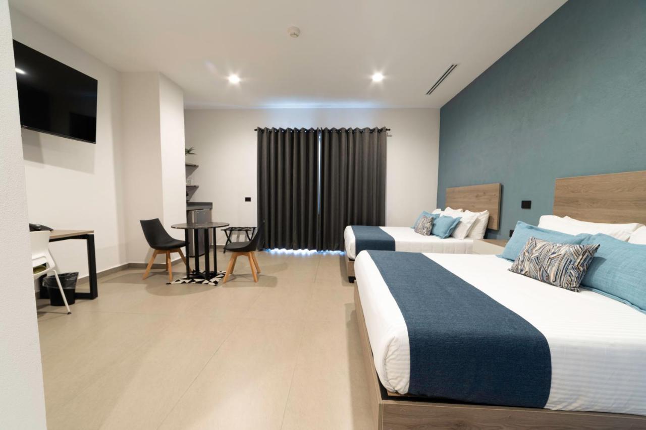 Th Hotel & Vivienda Tepatitlan Extérieur photo